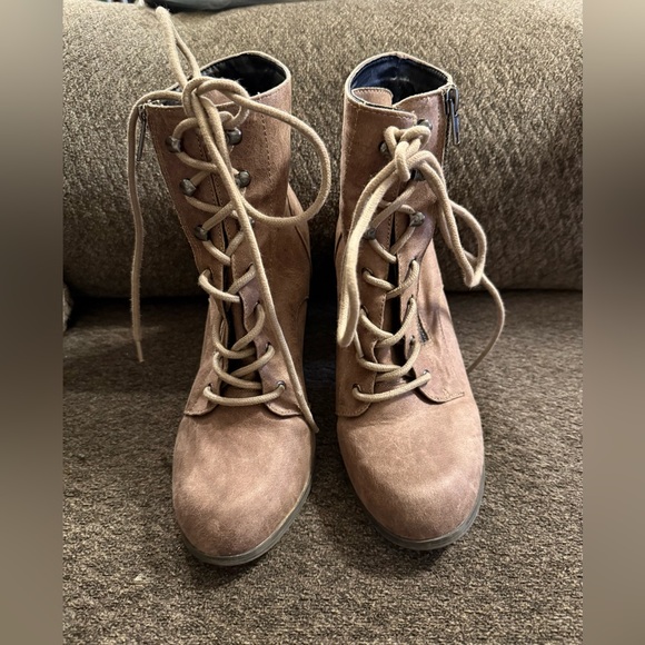 Dolce by Mojo Moxy Dandy size 10M brown vegan leather ankle boots read 3” heels - Picture 1 of 13